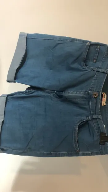 Short jean