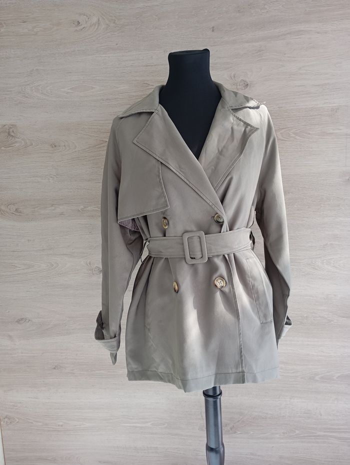 Trench coat
