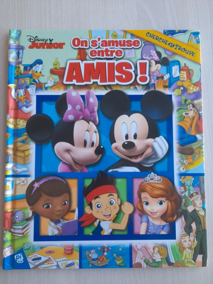 Cherche et Trouve On s'amuse entre amis ! Disney Junior
