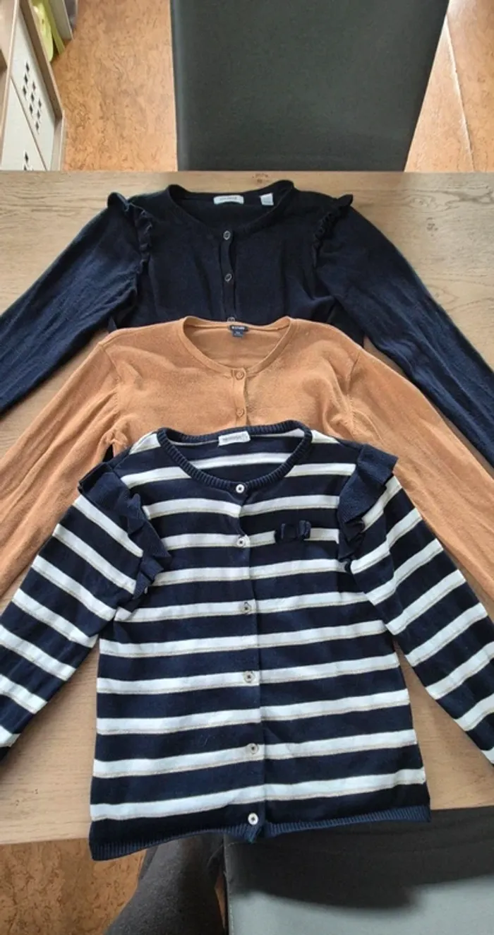Lot de 3 gilets - photo numéro 2