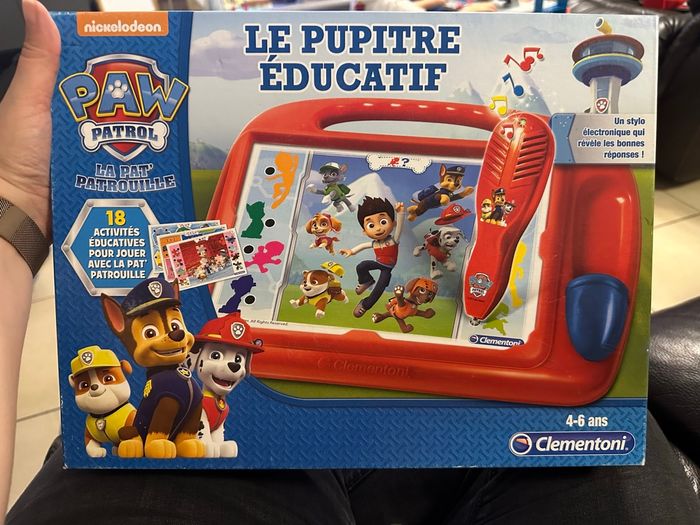 Pupitre éducatif