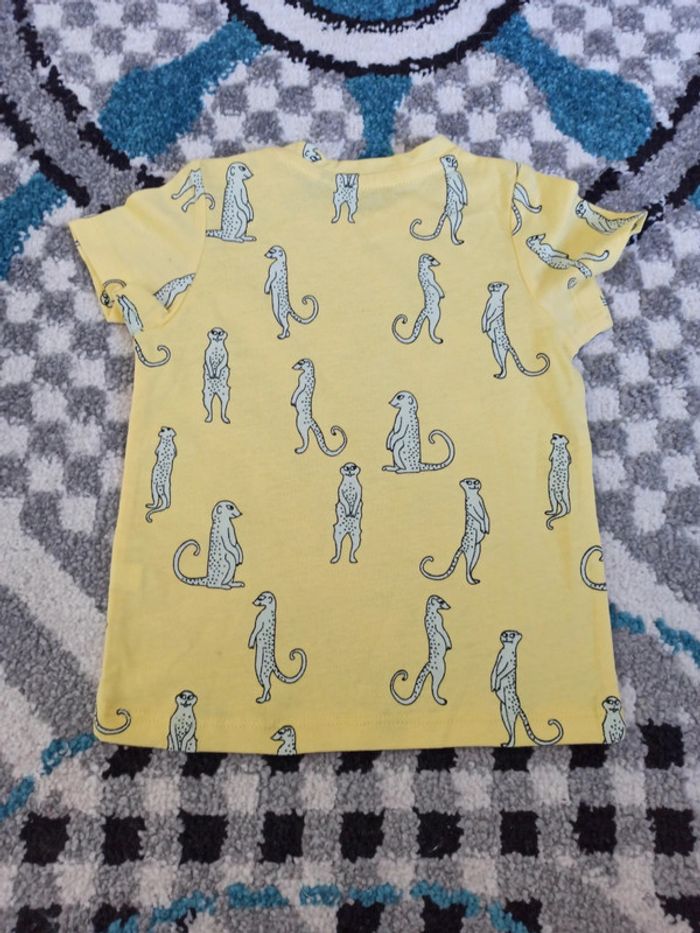 Lot 3 t-shirts manches courtes NEUFS 6 mois - photo numéro 9