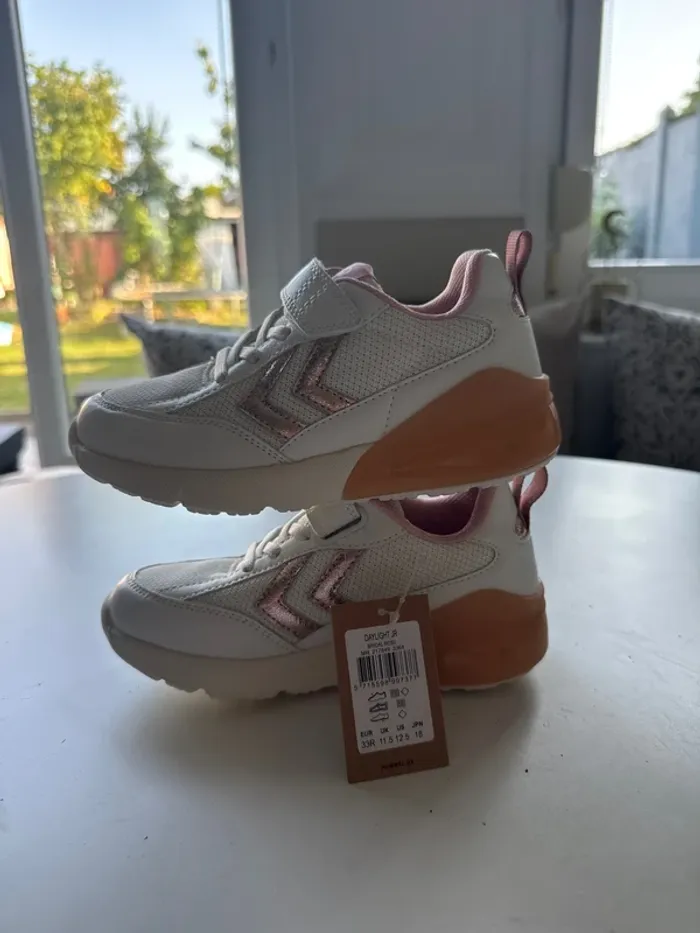 Baskets Hummel lumineuses blanches et roses – Taille 33 - photo numéro 2