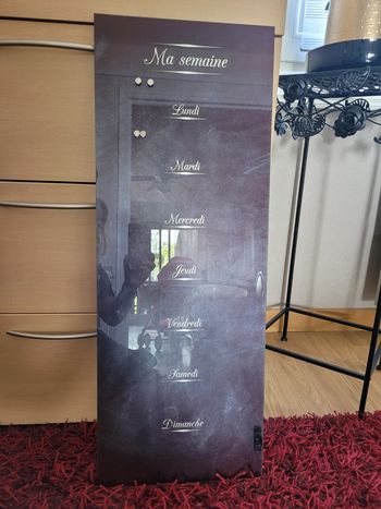 Tableau semainier en verre magnétique