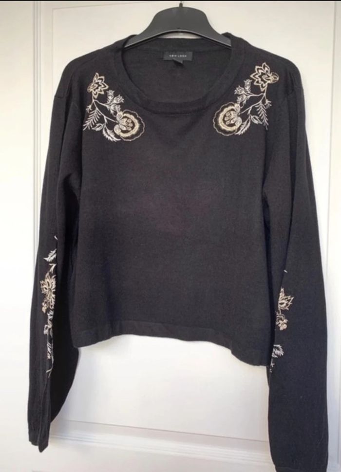 Pull brodé New Look T42