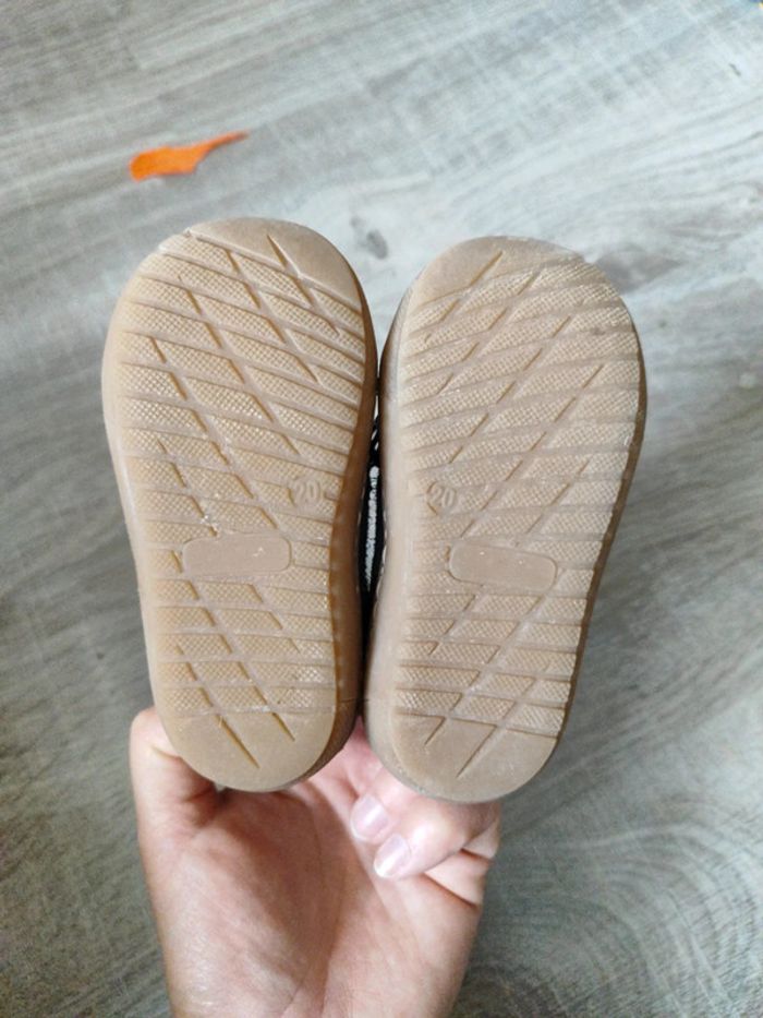 Chaussures premier pas - photo numéro 3