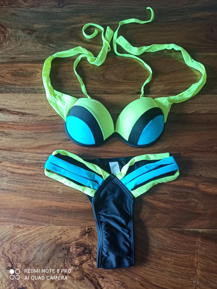 Maillot de Bain Femme 2 pièces Taille 34