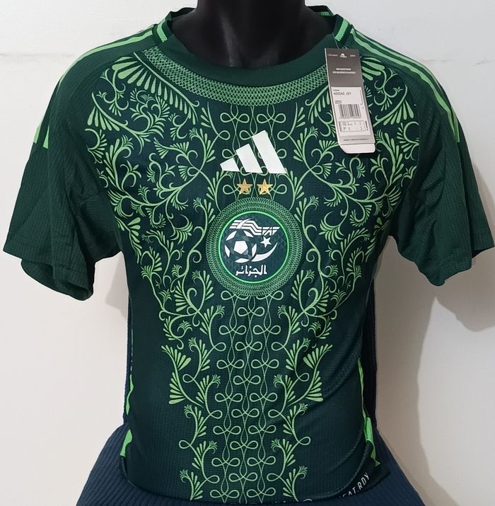 Maillot de l'Algérie 2025 - photo numéro 2