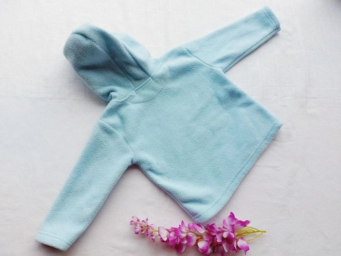 Pull polaire à capuche 18 mois Prend ton pouce - photo numéro 5