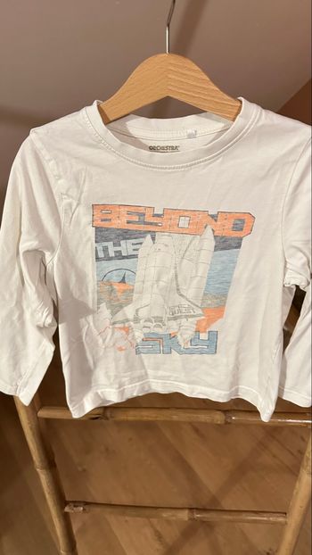 💜 Teeshirt blanc motif fusée orchestra 6 ans💜