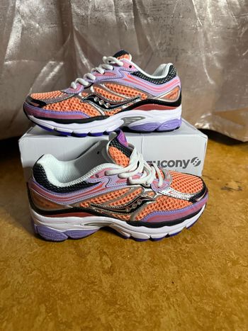 Saucony Baskets rétro running violet/beige T38 neuves 🔥 