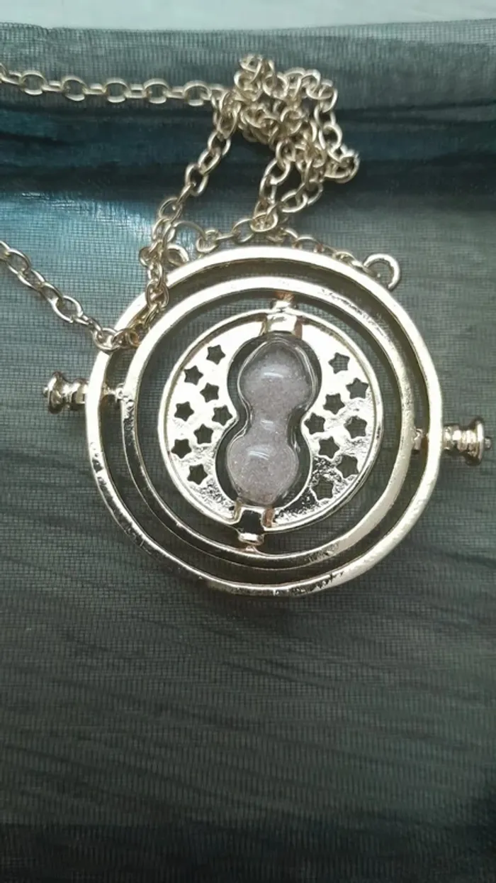 Collier Hermione, Harry Potter avec pendentif Retourneur de Temps - photo numéro 2