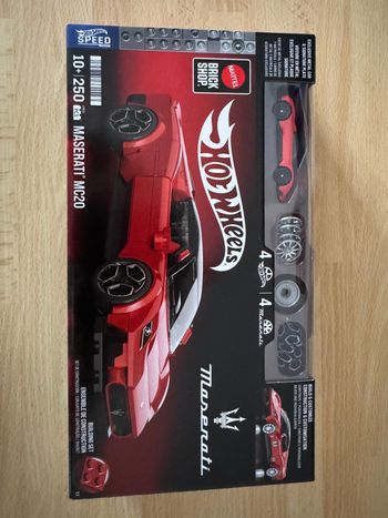 Hot Wheels - Mattel Brick Shop 1/32 Véhicule Maserati MC20