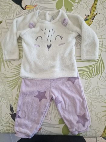 Pyjama 2 pièces taille 12mois