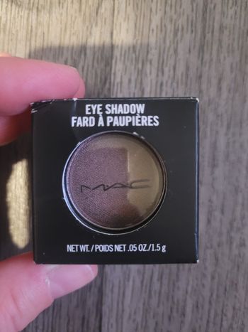 Fard à paupiéres tiente taupe MAC💕