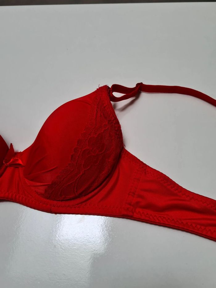 Soutien gorge - photo numéro 2