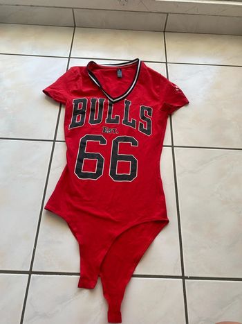 Body xs undiz Chicago bulls