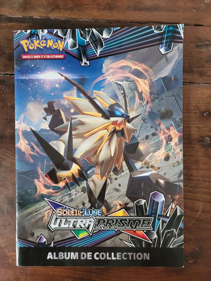 Vends album collection soleil et lune ultra prisme vierge