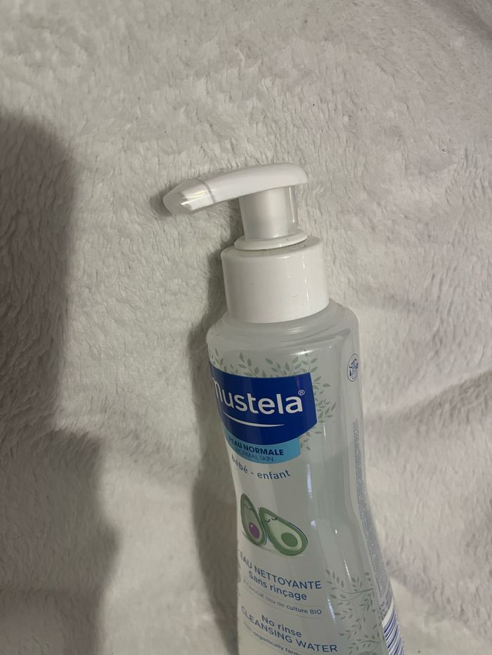 Eau nettoyante mustela