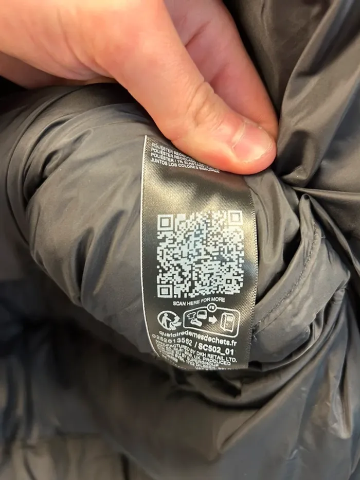 Doudoune longue Noir Superdry Premium L neuve - photo numéro 9