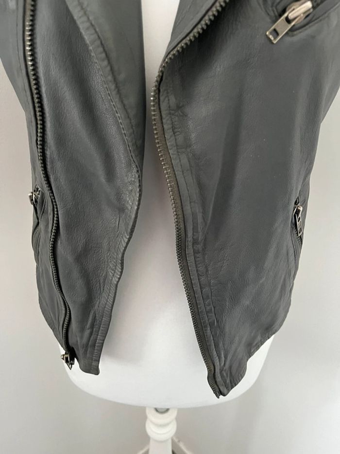 Veste perfecto sans manche en cuir Maje S - photo numéro 2
