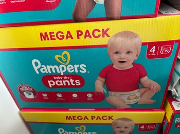 184 couches Pampers baby dry T4