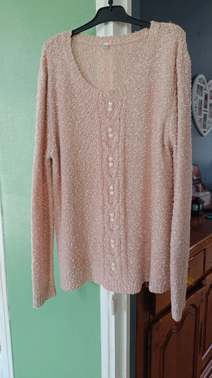 Pull ajouré rose pâle