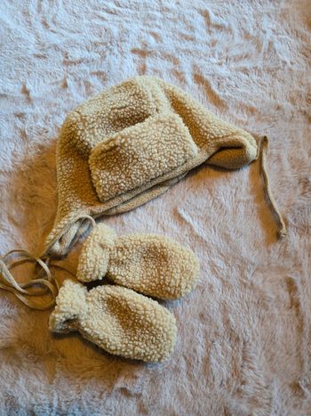 Chapka et mouffles bébé