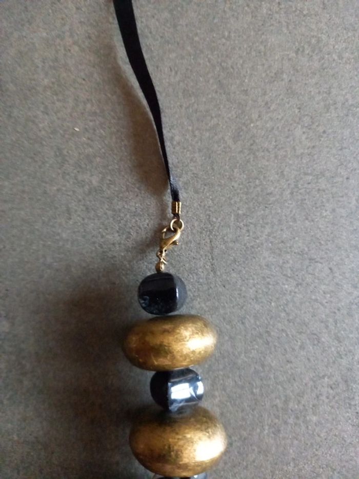 Collier baroque noir et or - photo numéro 3