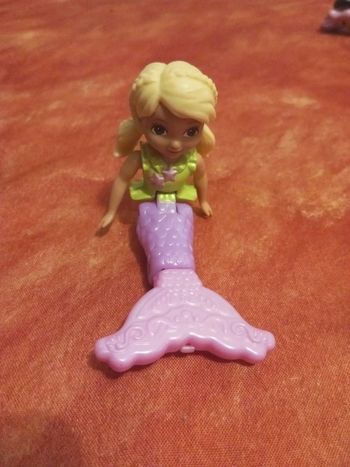 Sirène fille blonde Dora and Friends Mattel Viacom