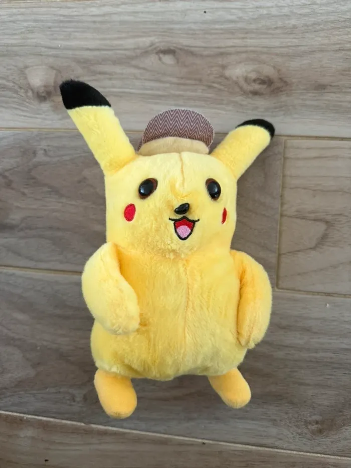 Peluche détective Pikachu - photo numéro 2