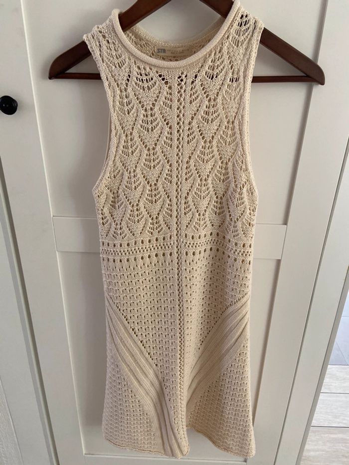 Robe crochet très bon état portée 1 fois - photo numéro 2