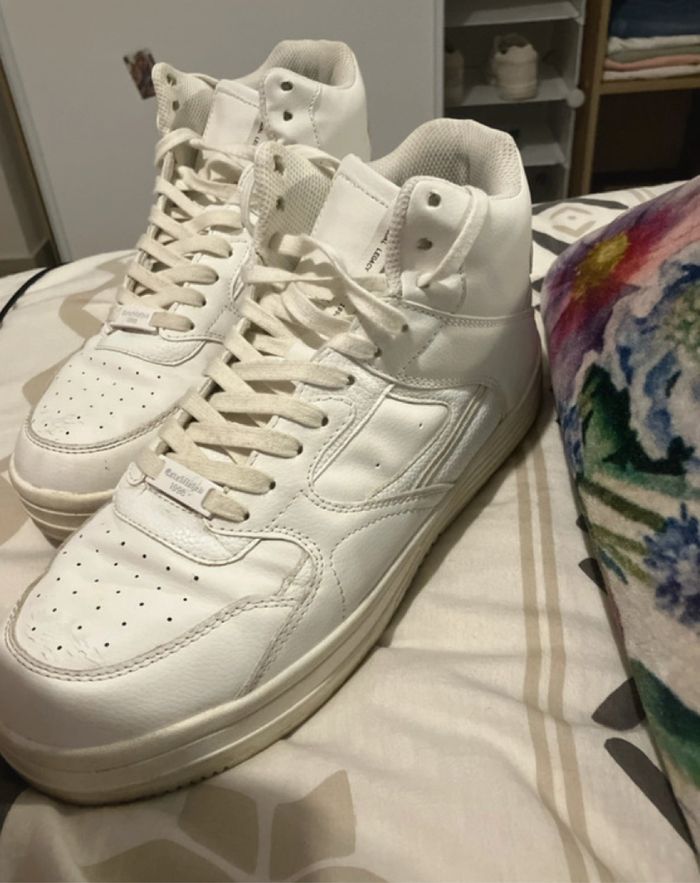 Chaussures blanches - photo numéro 4