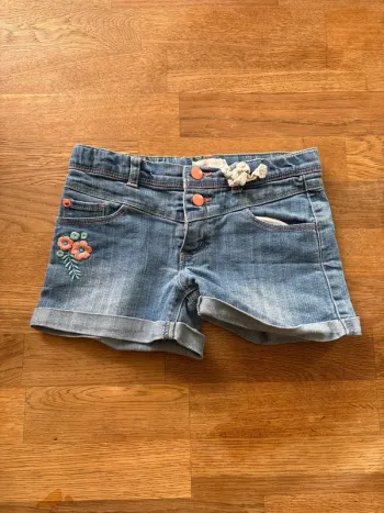 Short jean