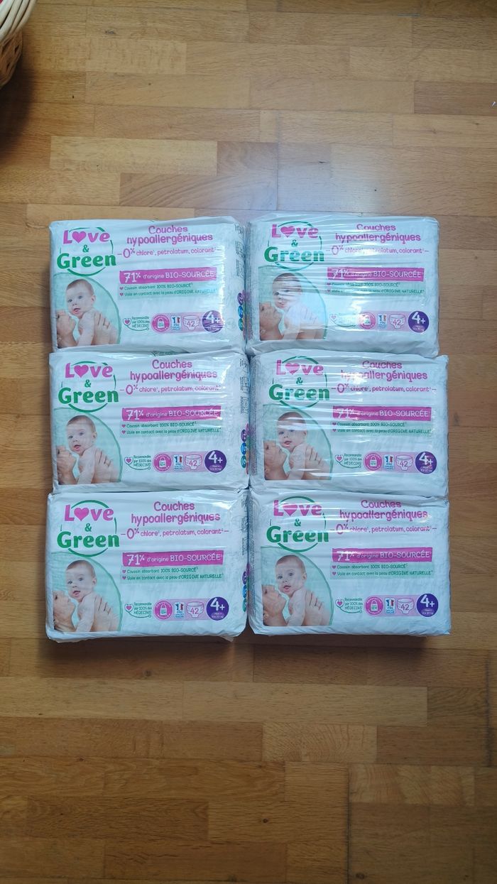 6 paquets de couches Love and green taille 4+