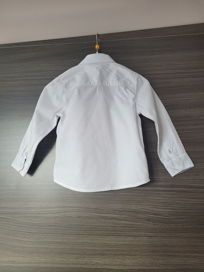 Chemise de cérémonie kiabi 4 ans - photo numéro 2