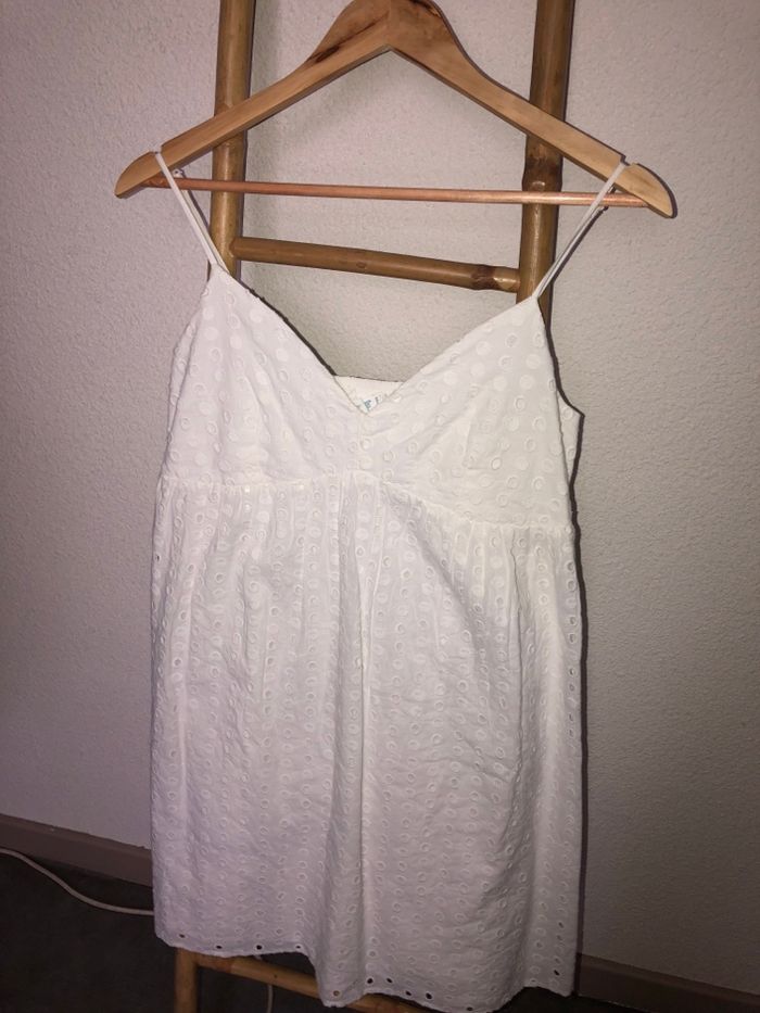 Robe dentelle anglaise femme - photo numéro 2