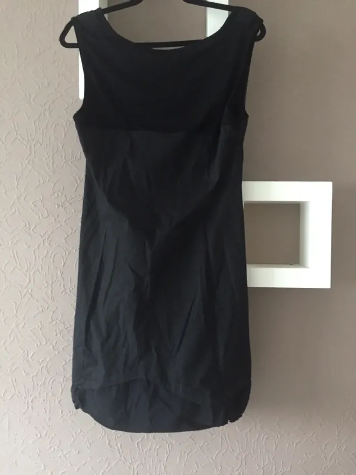 Robe taille 44 à fines rayures - photo numéro 5