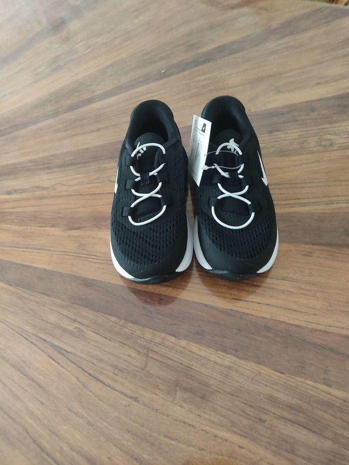 Baskets Nike air max 270 go T 26 - photo numéro 3