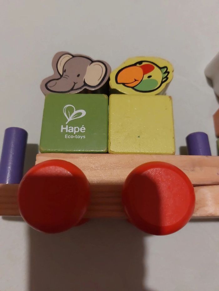 Train en bois - photo numéro 3