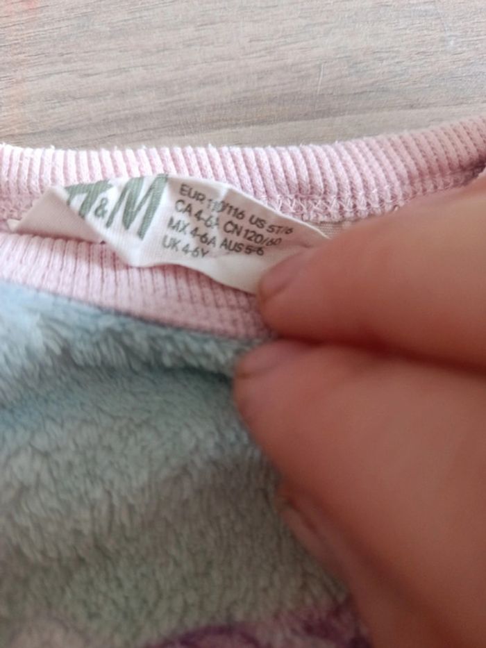 Pull licorne - photo numéro 3