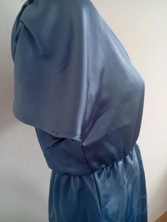 Solde Robe d'été courte satinée bleu décontracté décolleté femme xs - photo numéro 3
