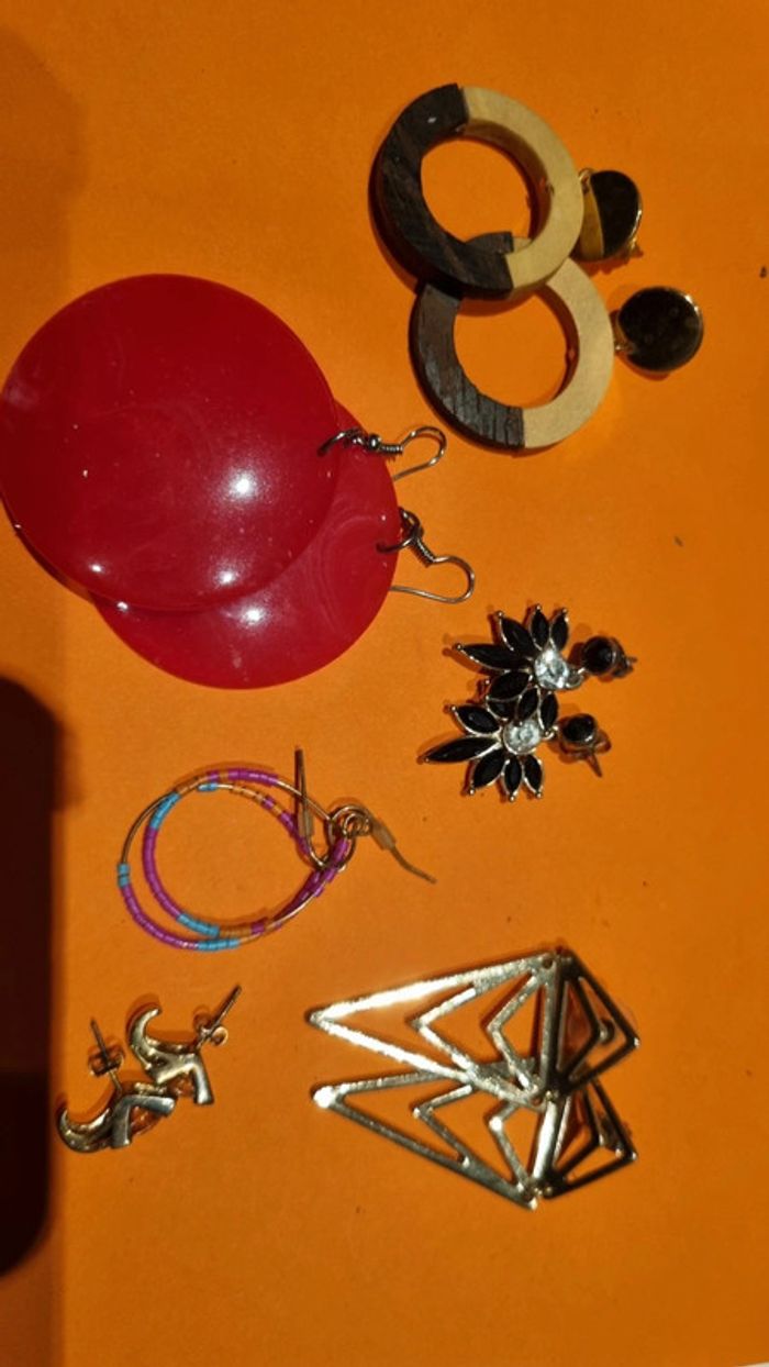 Lot de 6 boucles d'oreilles bijoux tbe oreille percée - photo numéro 2