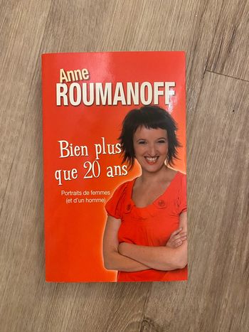 Livre Anne Roumanoff - Bien plus que 20 ans