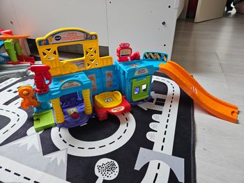 Tut tut bolide garage
