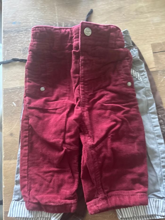Lot 5 pantalon 6 mois - photo numéro 4
