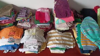 Gros lot 63 vêtements bebe 12 mois