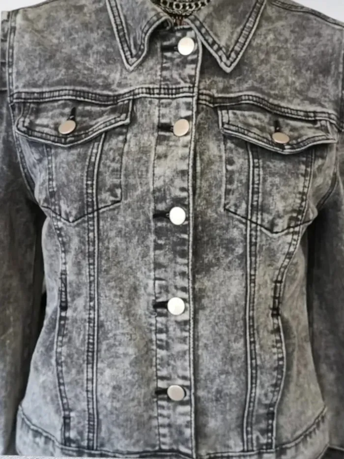 Veste jean Redial ,nuances de gris ,épaules froncés ,coupe droite , stretch - photo numéro 8