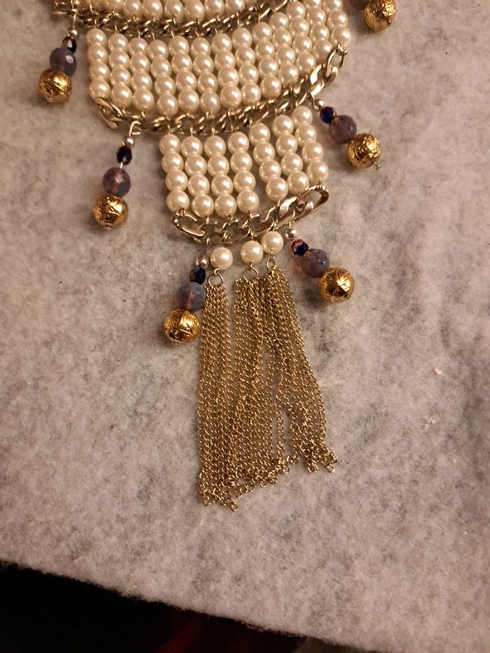 Collier original blanc et doré - photo numéro 3