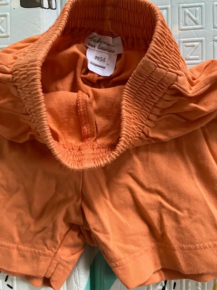 Vend short Catimini taille 1 mois - photo numéro 3